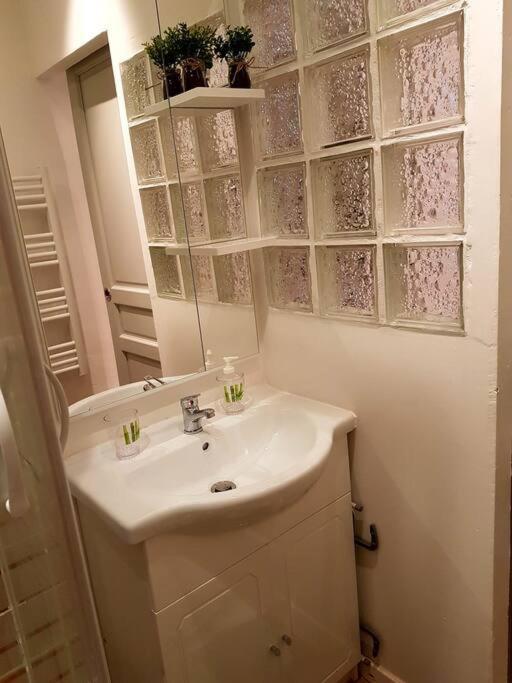 Reve De Coco, Le Port A Pied Apartment ซานารี-ซูร์-แมร์ ภายนอก รูปภาพ