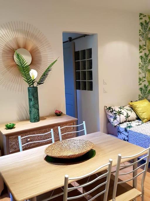Reve De Coco, Le Port A Pied Apartment ซานารี-ซูร์-แมร์ ภายนอก รูปภาพ